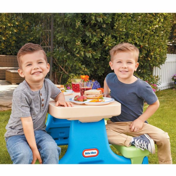 Patio Furniture | Easy Store™ Jr. Play Table With Umbrella – Blue/Green Furniture Little Tikes