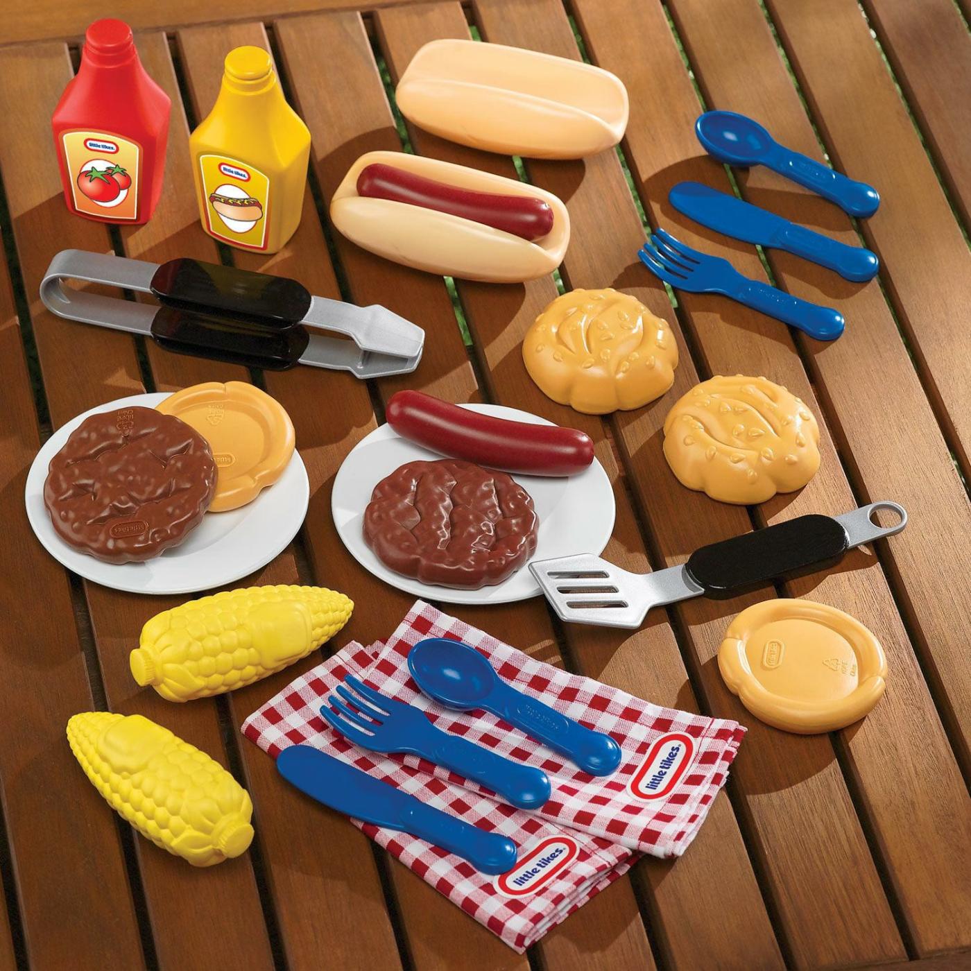 Role Play | Backyard Barbecue™ Grillin’ Goodies